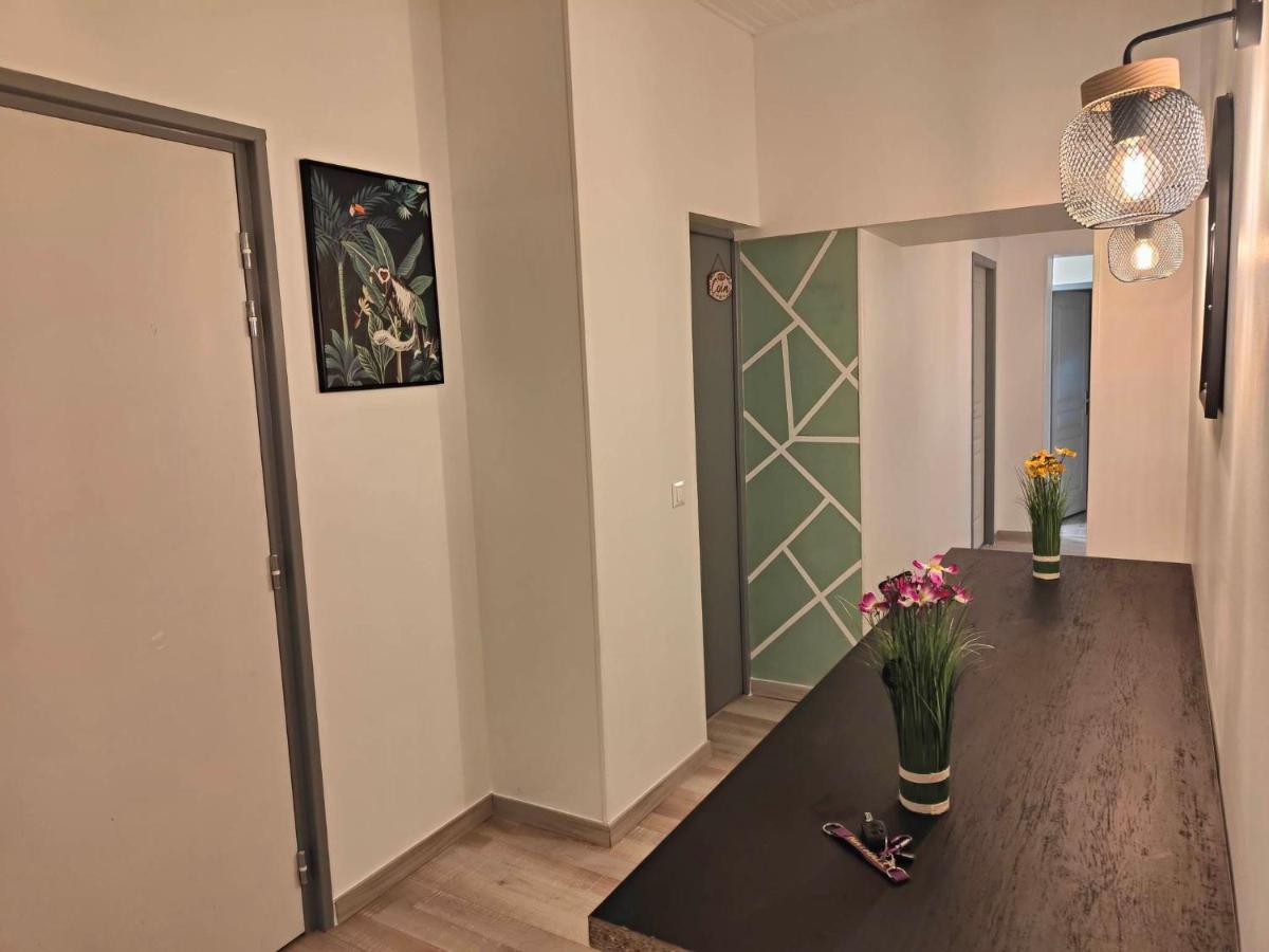 Appartement Le Cocon De Mila à Uzer  Extérieur photo