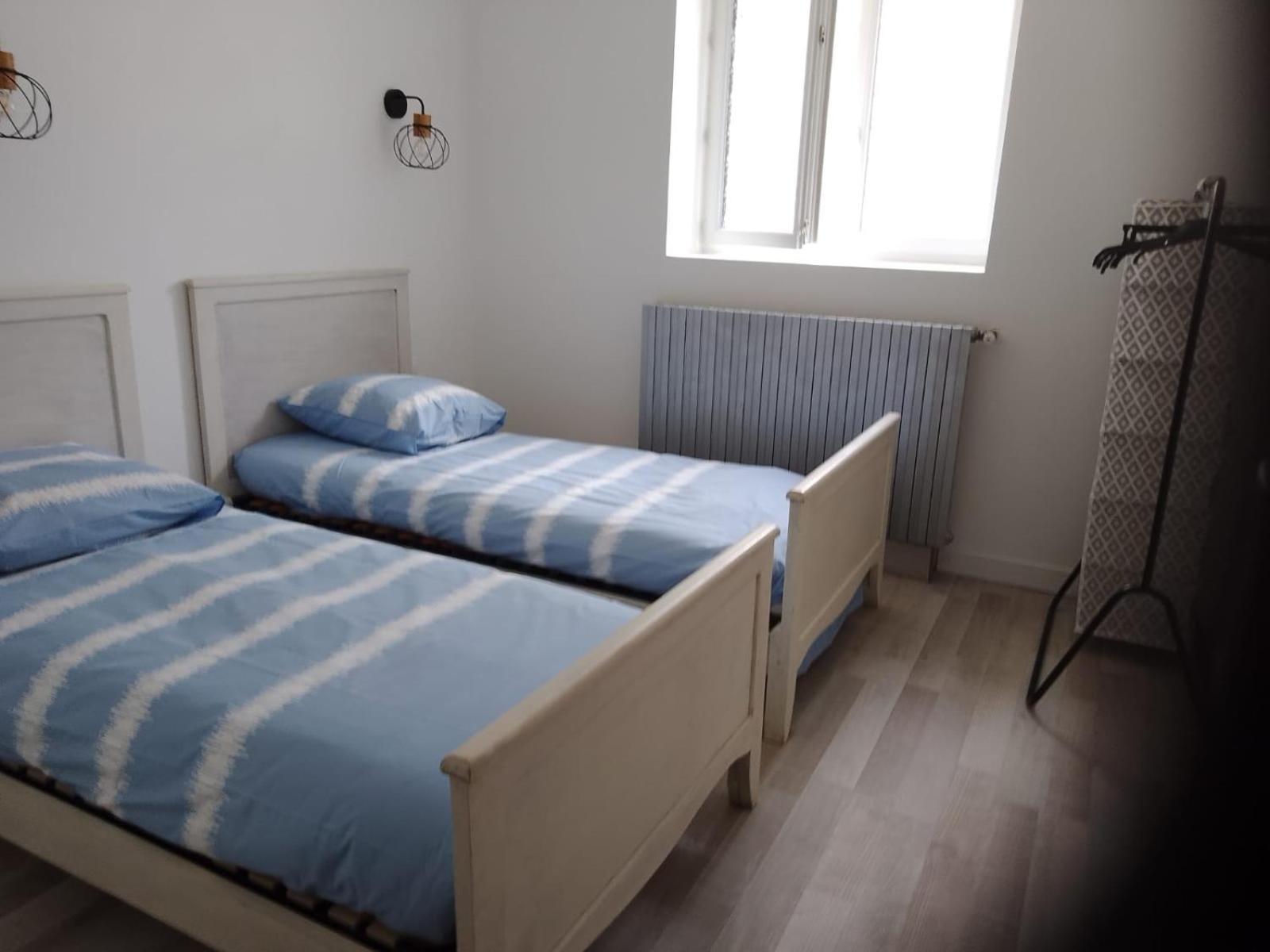 Appartement Le Cocon De Mila à Uzer  Extérieur photo